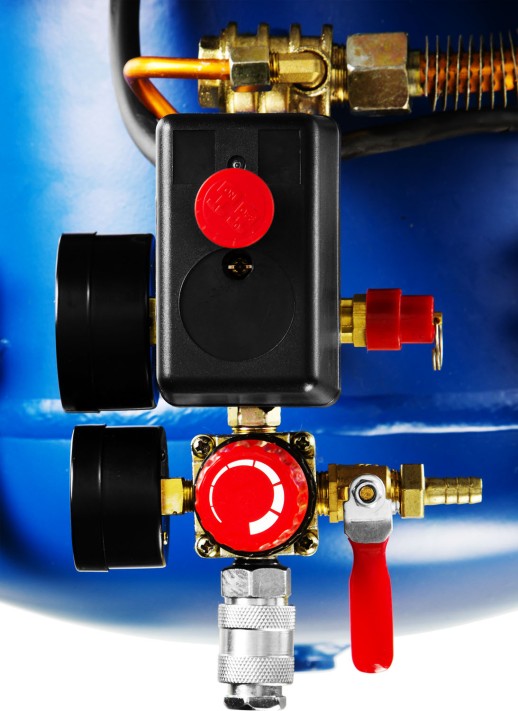 ЗУБР 360 л/мин, 50 л, 2200 Вт, ременной масляный компрессор, Профессионал (ЗКПМ-360-50-Р-2.2)